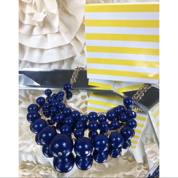 FRANCHESCAS Bubble Necklace - Picture 2 of 11